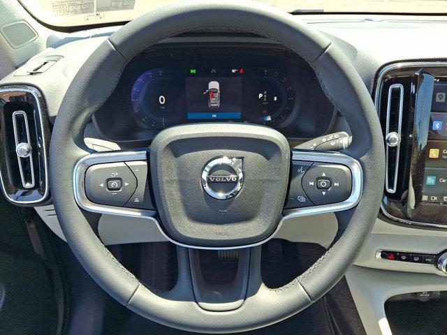 new 2025 Volvo XC40 car, priced at $48,785