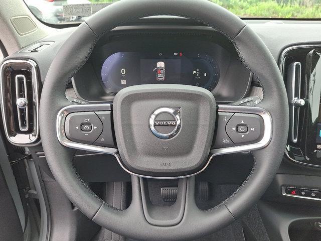 new 2025 Volvo XC40 car, priced at $49,810
