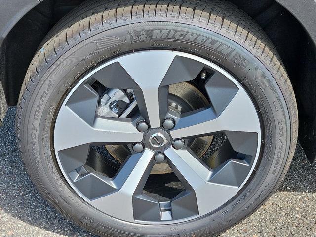 new 2026 Volvo XC40 car, priced at $48,000