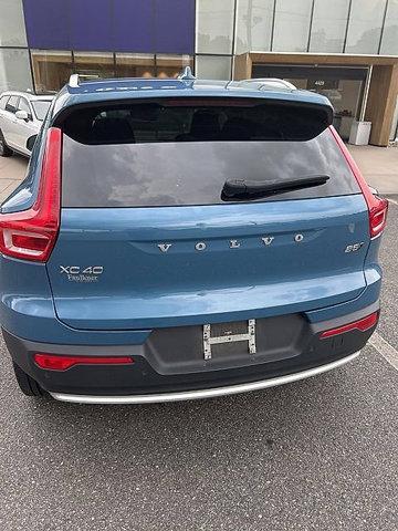 used 2023 Volvo XC40 car, priced at $35,255