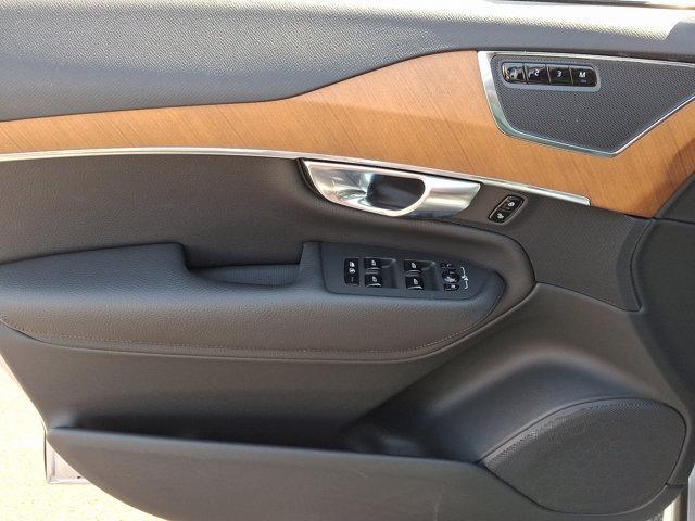 used 2022 Volvo XC90 car, priced at $37,460