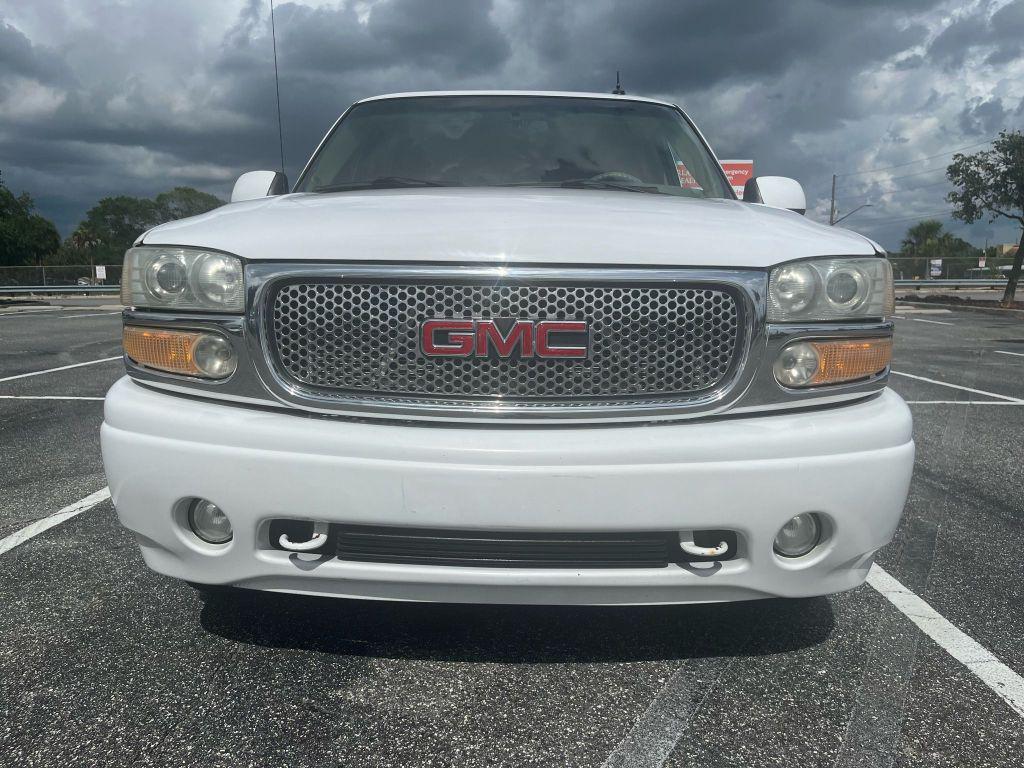 used 2002 GMC Yukon car, priced at $6,999