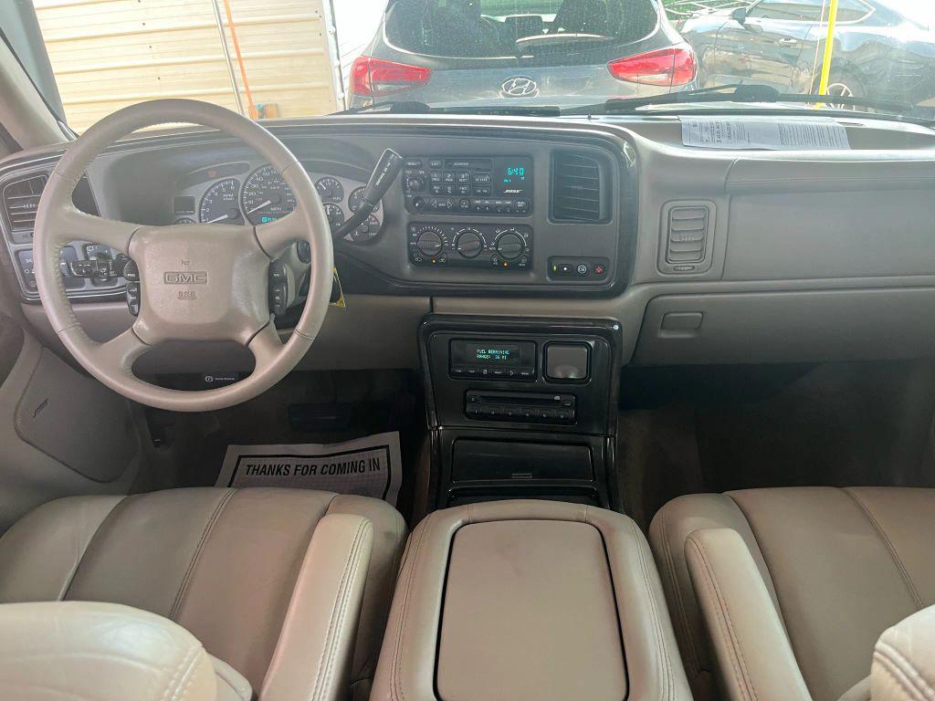 used 2002 GMC Yukon car, priced at $6,999