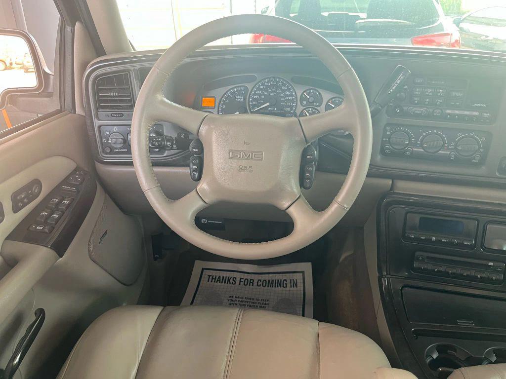 used 2002 GMC Yukon car, priced at $6,999