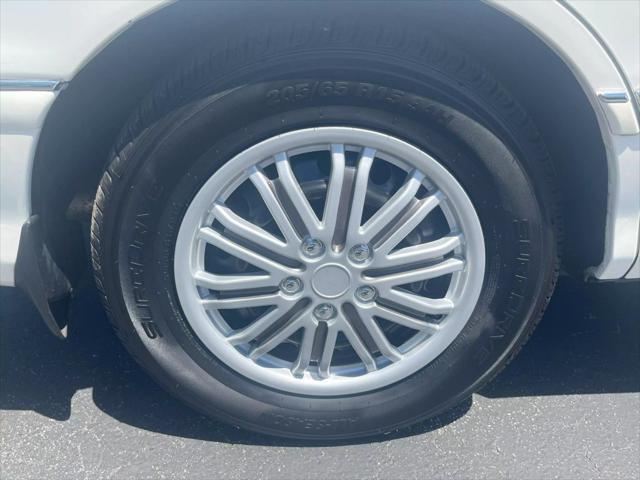 used 1999 Toyota Avalon car, priced at $3,999