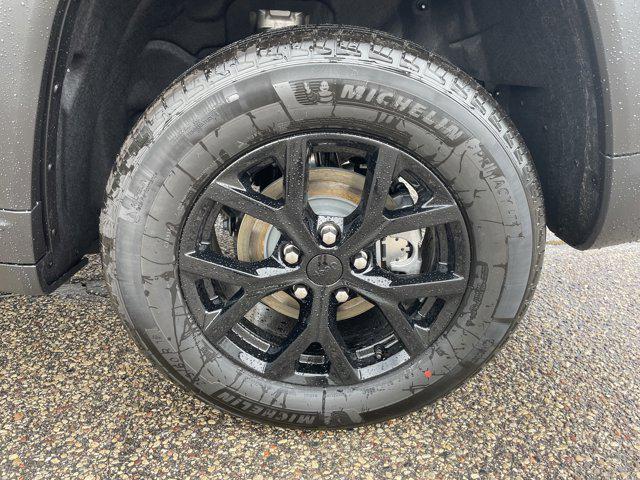 new 2025 Jeep Grand Cherokee car, priced at $46,725