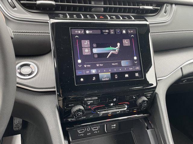 new 2025 Jeep Grand Cherokee car, priced at $46,725