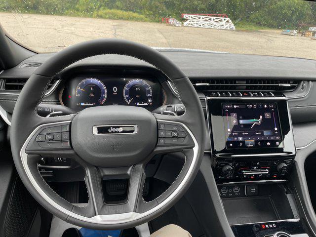 new 2025 Jeep Grand Cherokee car, priced at $46,725