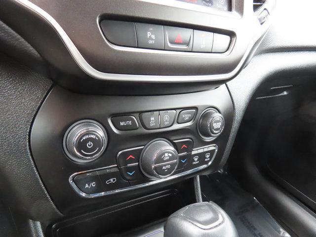 used 2022 Jeep Cherokee car, priced at $22,480