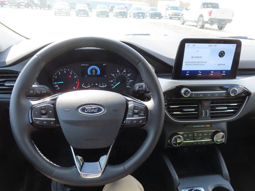 used 2022 Ford Escape car, priced at $23,380