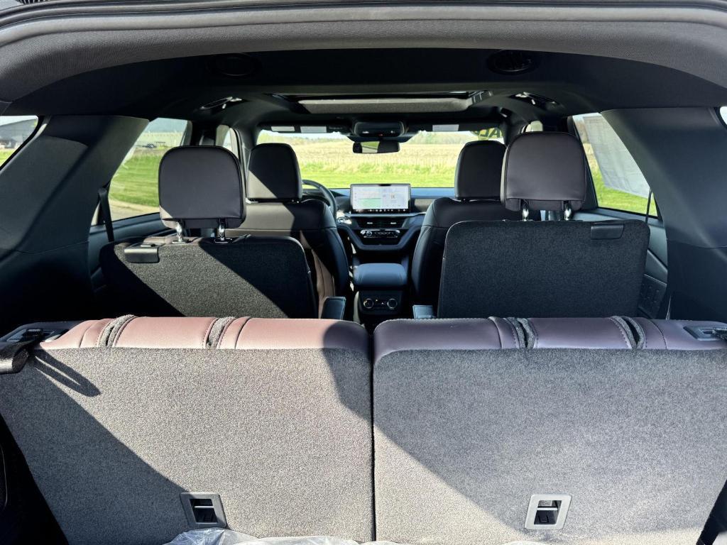 new 2025 Ford Explorer car, priced at $57,067