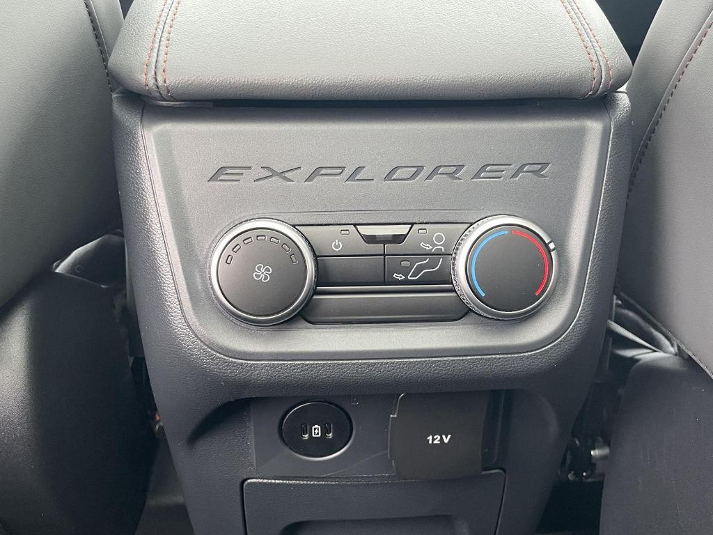 new 2025 Ford Explorer car, priced at $44,540