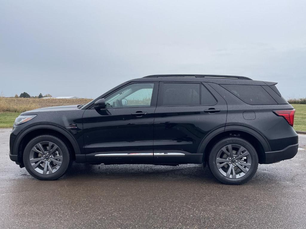 new 2025 Ford Explorer car, priced at $44,540