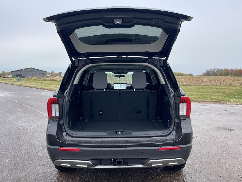 new 2025 Ford Explorer car, priced at $44,540