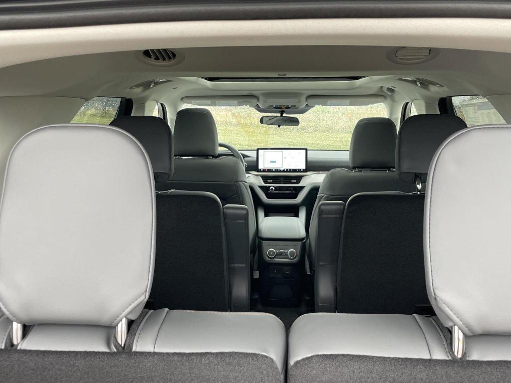 new 2025 Ford Explorer car, priced at $44,540