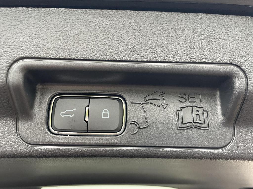 new 2025 Ford Explorer car, priced at $44,540