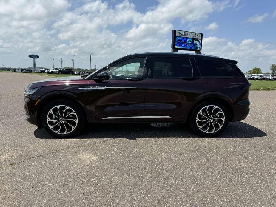 used 2024 Lincoln Nautilus car, priced at $57,777