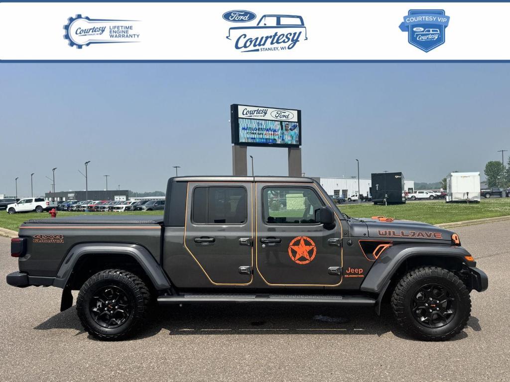 used 2023 Jeep Gladiator car