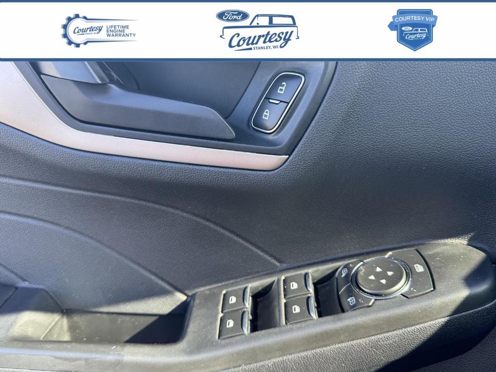 used 2022 Ford Escape car, priced at $24,999