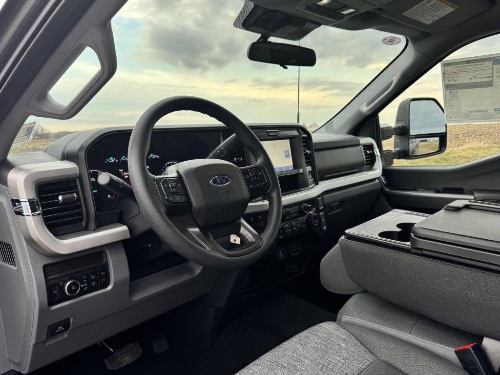 new 2025 Ford F-350 car, priced at $71,499