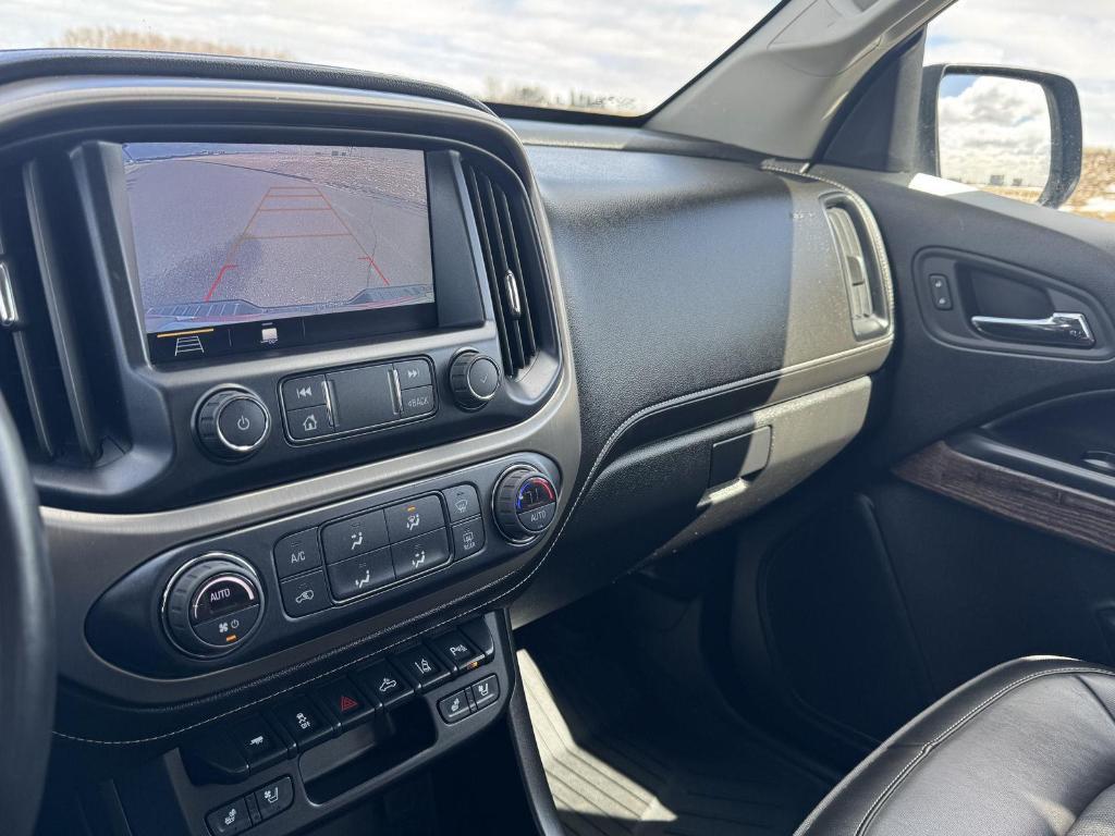 used 2022 GMC Canyon car, priced at $33,333