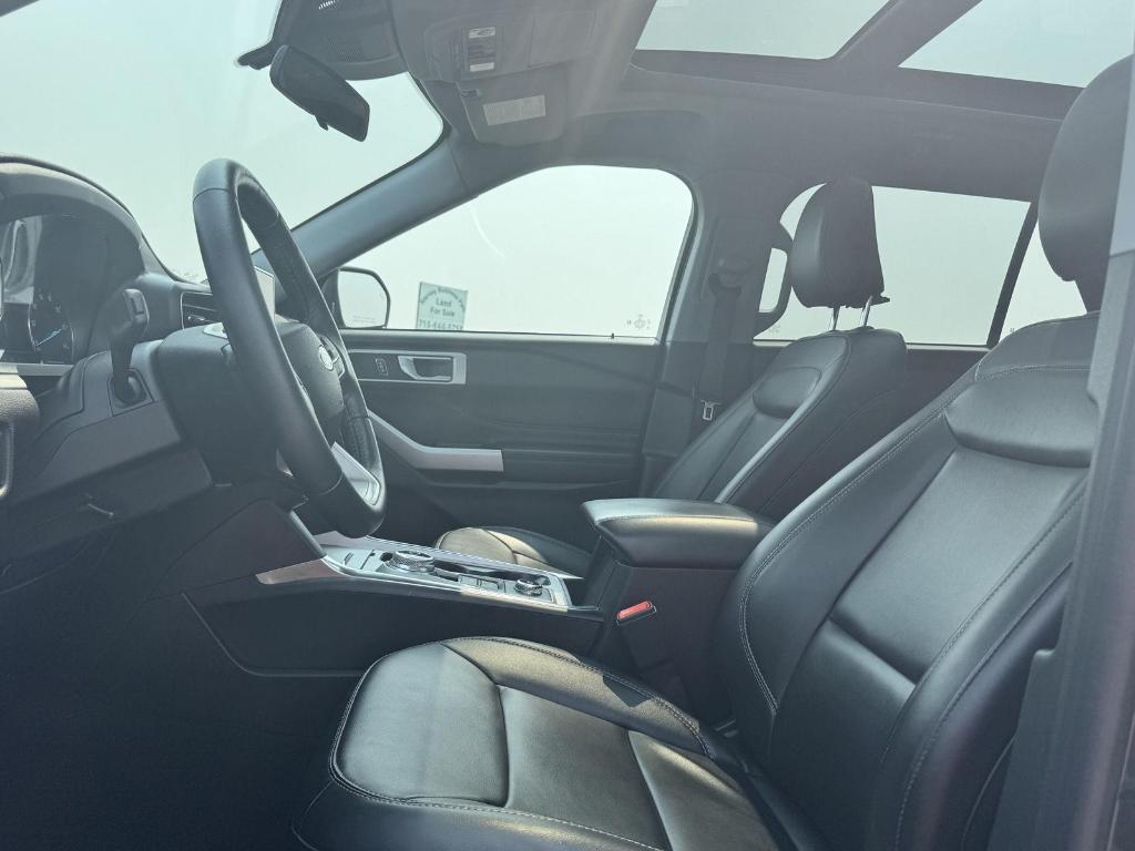 used 2022 Ford Explorer car, priced at $32,955