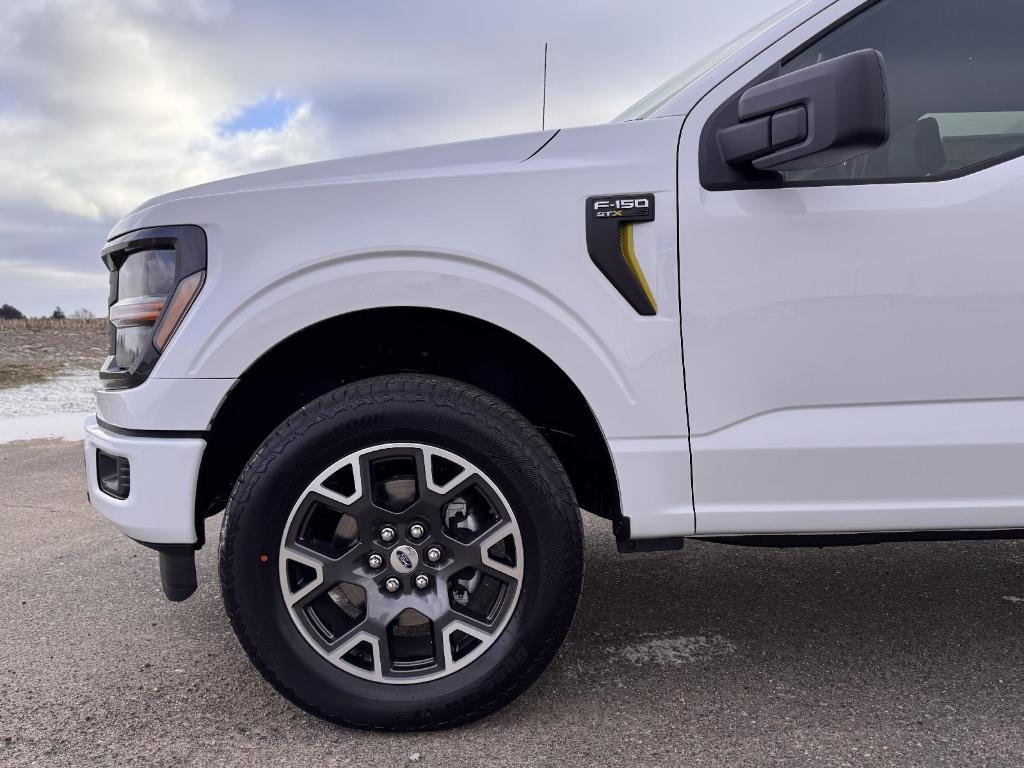 new 2025 Ford F-150 car, priced at $54,660