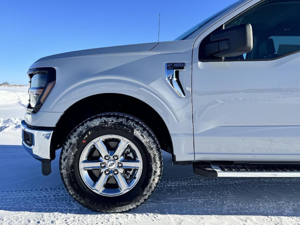 new 2025 Ford F-150 car, priced at $54,642