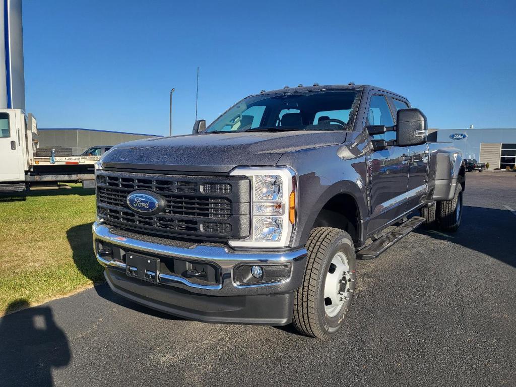 new 2024 Ford F-350 car, priced at $52,486