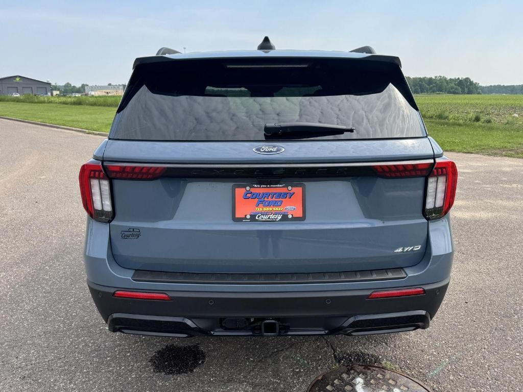 new 2025 Ford Explorer car, priced at $54,645