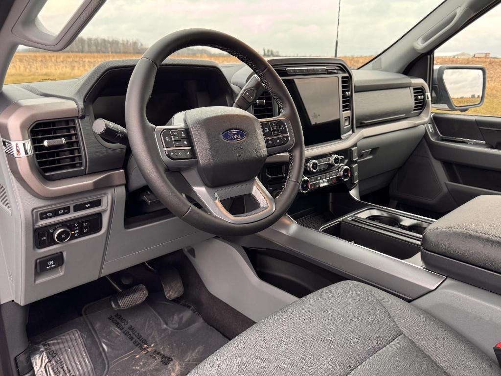 new 2024 Ford F-150 car, priced at $52,732