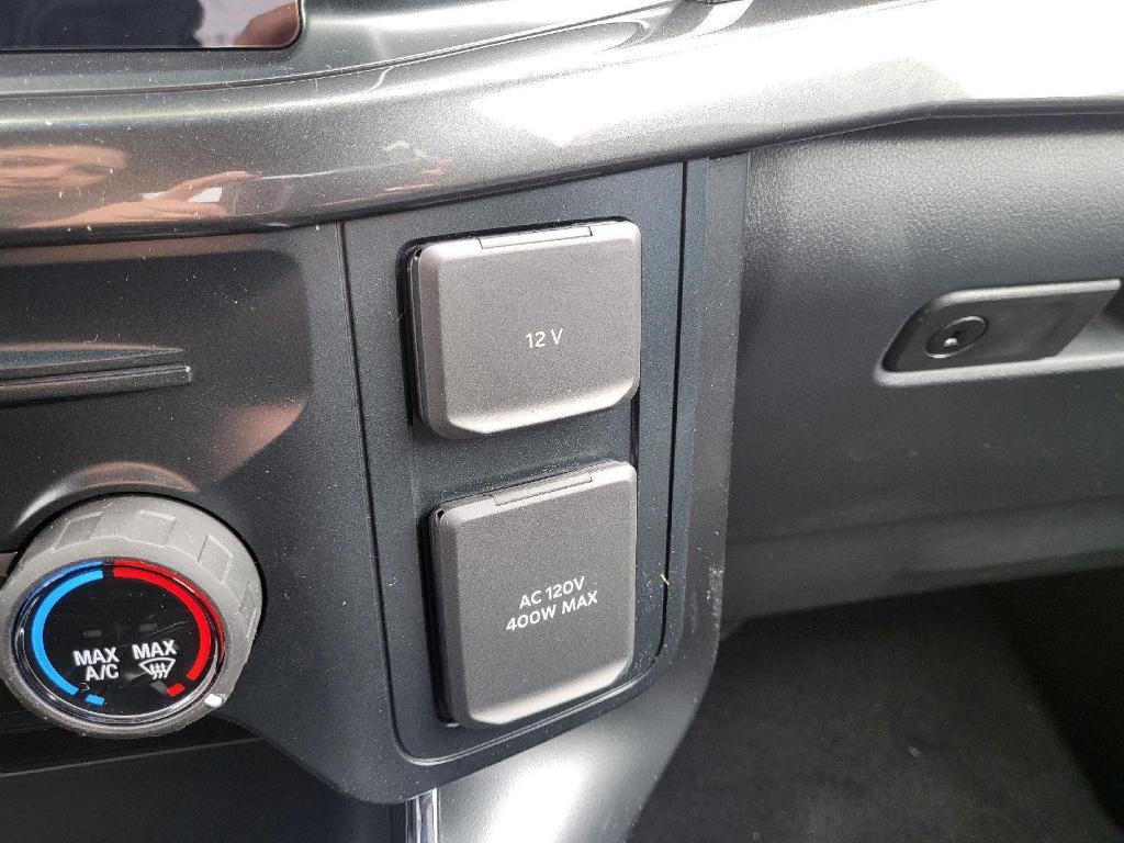 new 2025 Ford F-150 car, priced at $48,423