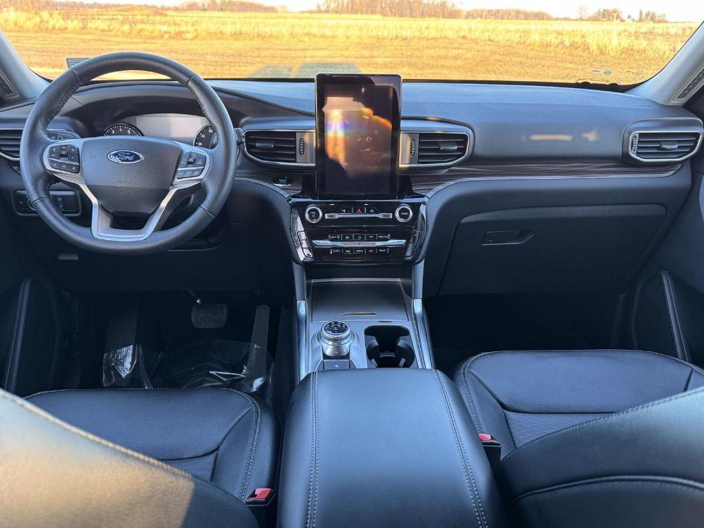 used 2022 Ford Explorer car, priced at $35,999