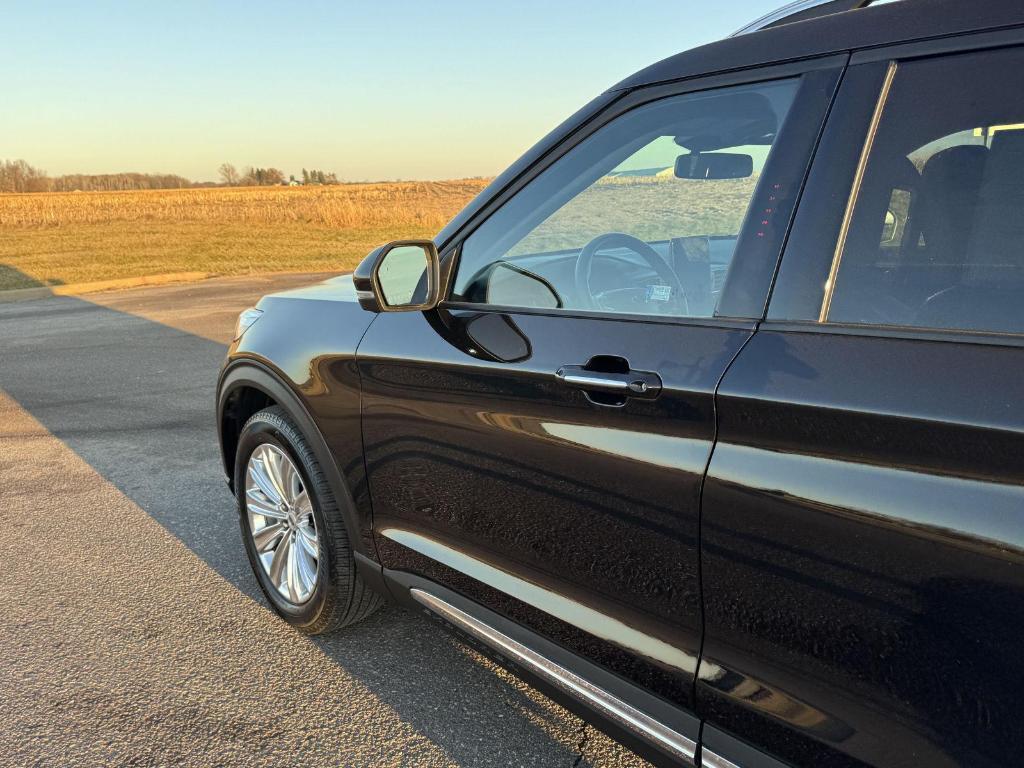 used 2022 Ford Explorer car, priced at $35,999
