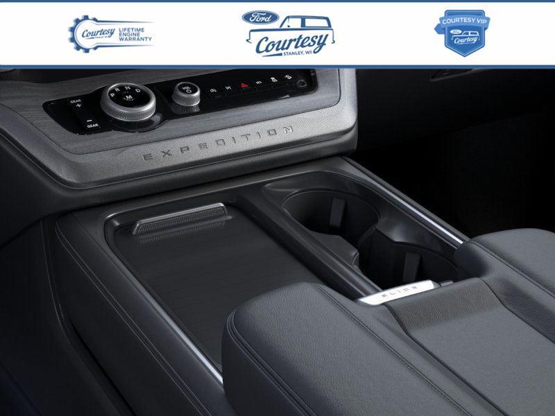 new 2025 Ford Expedition Max car, priced at $81,655