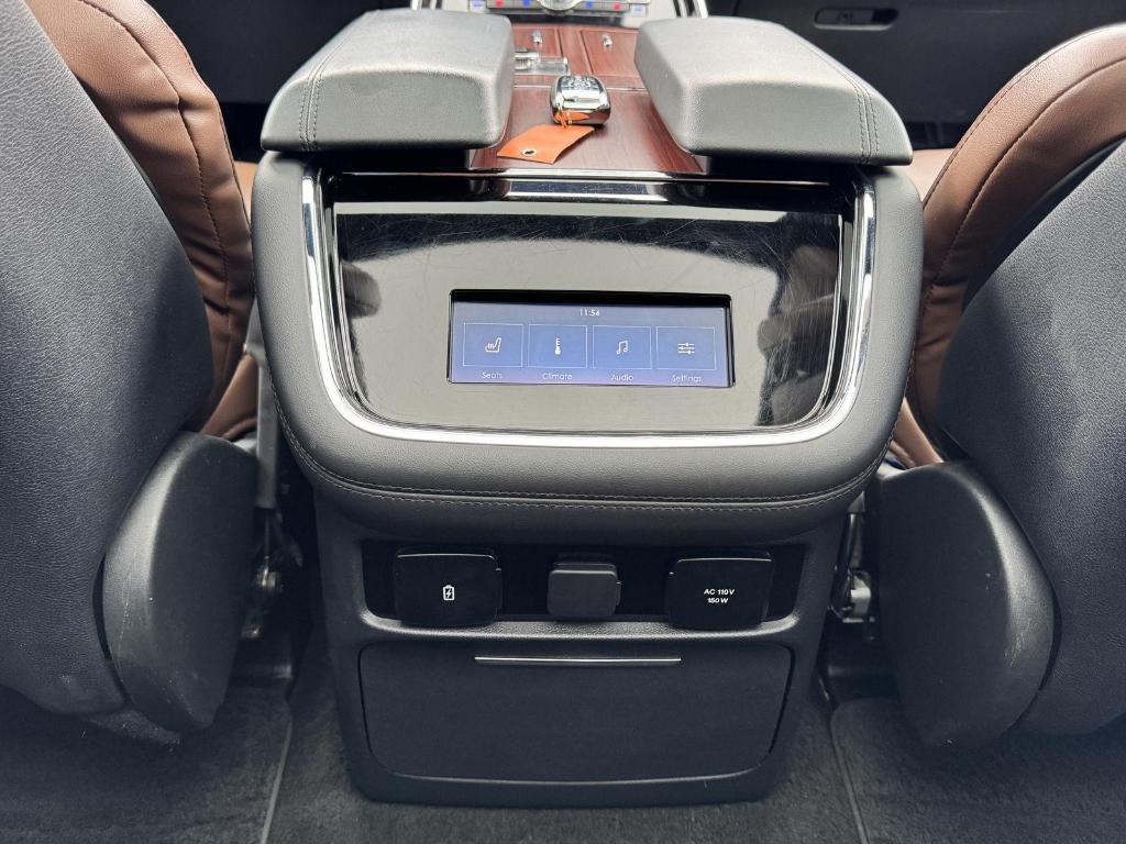 used 2022 Lincoln Navigator car, priced at $59,999