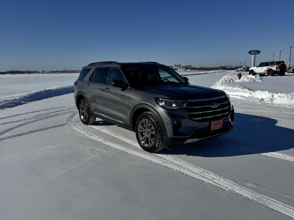 new 2025 Ford Explorer car, priced at $47,494