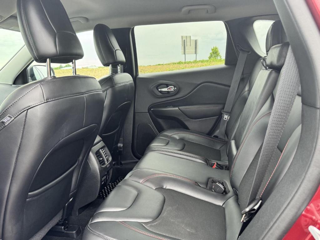 used 2020 Jeep Cherokee car, priced at $23,999