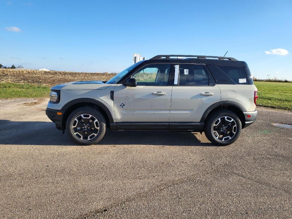 new 2024 Ford Bronco Sport car, priced at $33,210