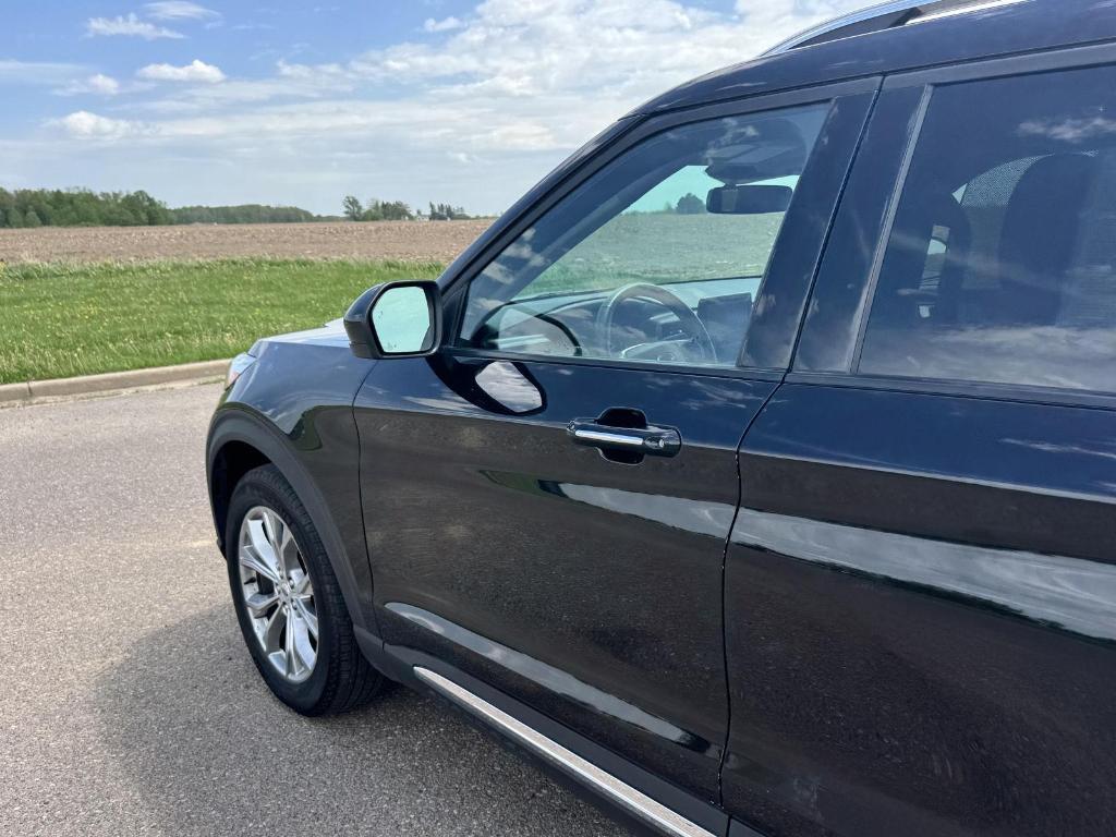 used 2024 Ford Explorer car, priced at $43,999