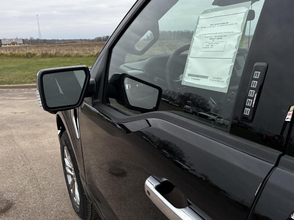 new 2024 Ford F-150 car, priced at $59,128