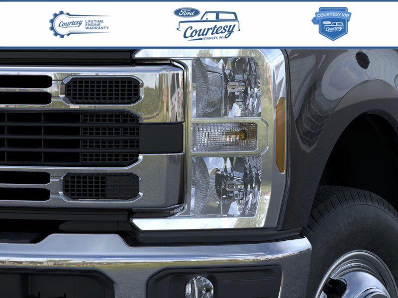 new 2025 Ford F-350 car, priced at $78,315