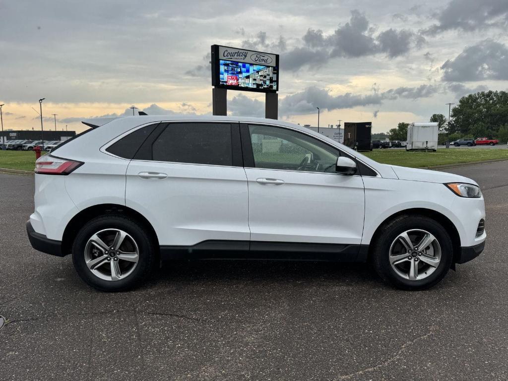 used 2024 Ford Edge car