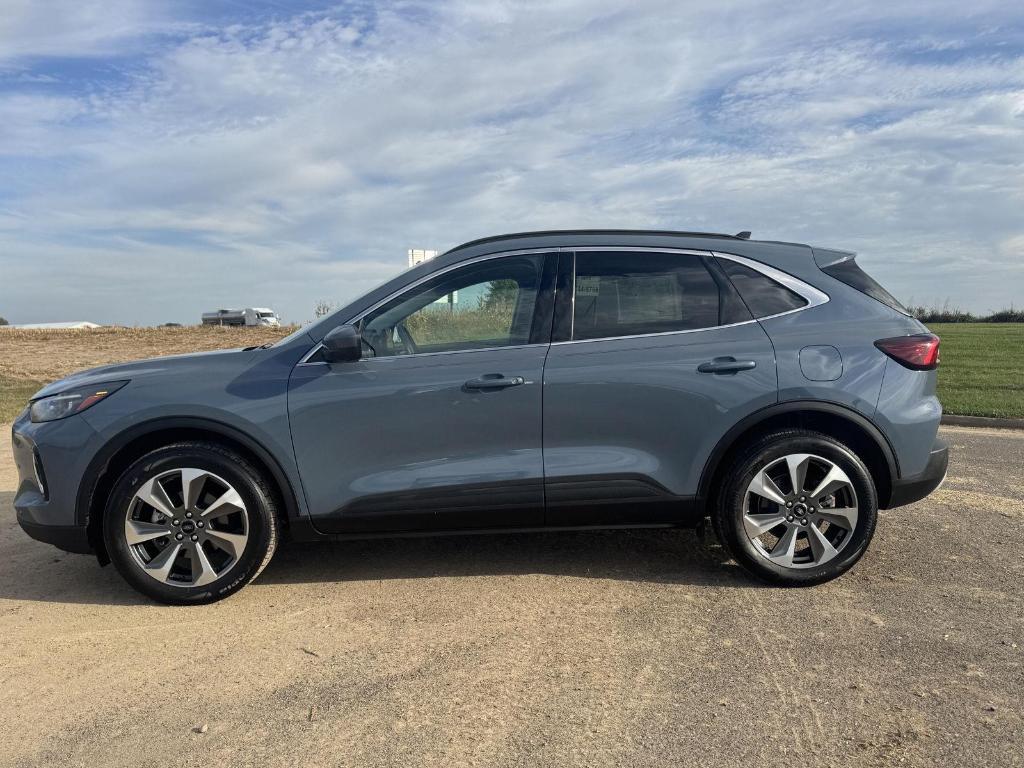 used 2023 Ford Escape car, priced at $29,755