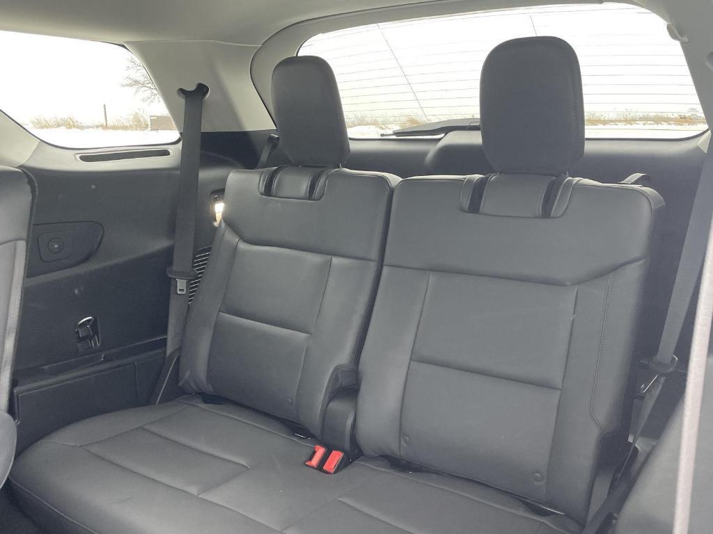 used 2025 Ford Explorer car