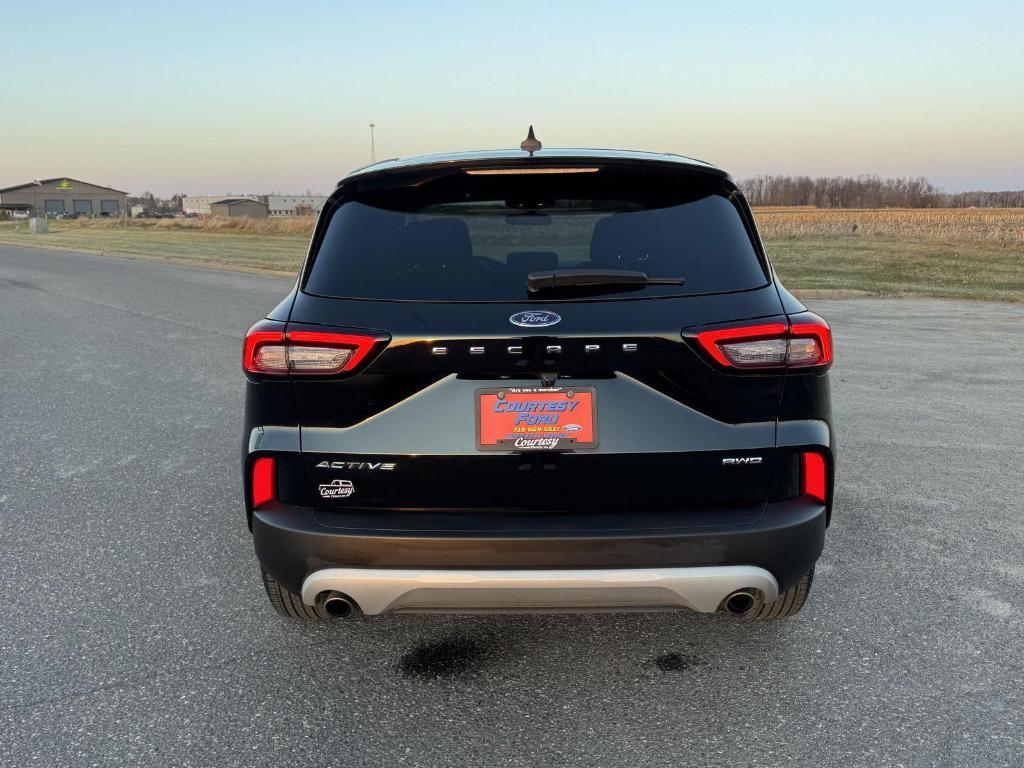new 2025 Ford Escape car, priced at $25,686