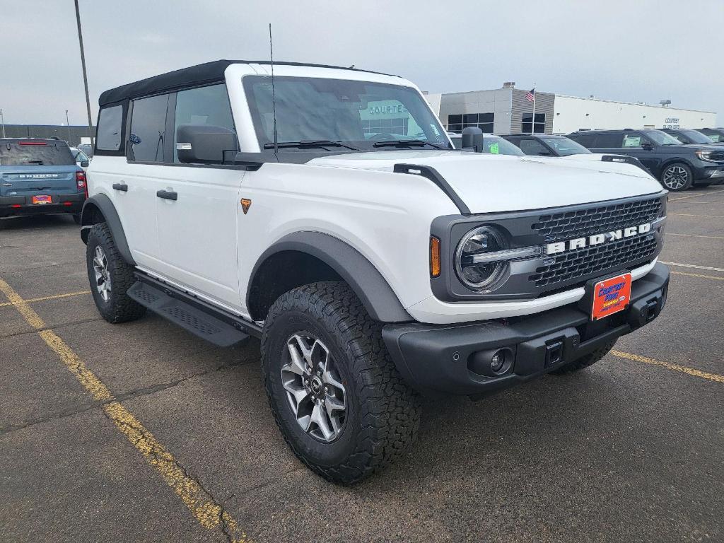 new 2025 Ford Bronco car, priced at $57,757