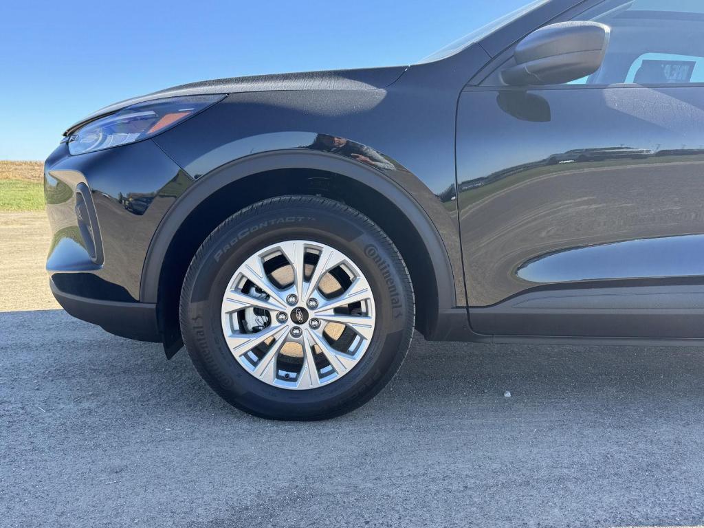new 2025 Ford Escape car, priced at $35,375