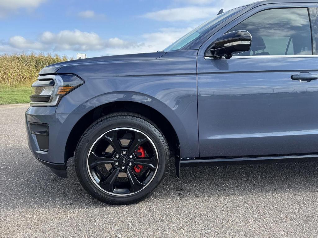 used 2022 Ford Expedition car, priced at $54,755