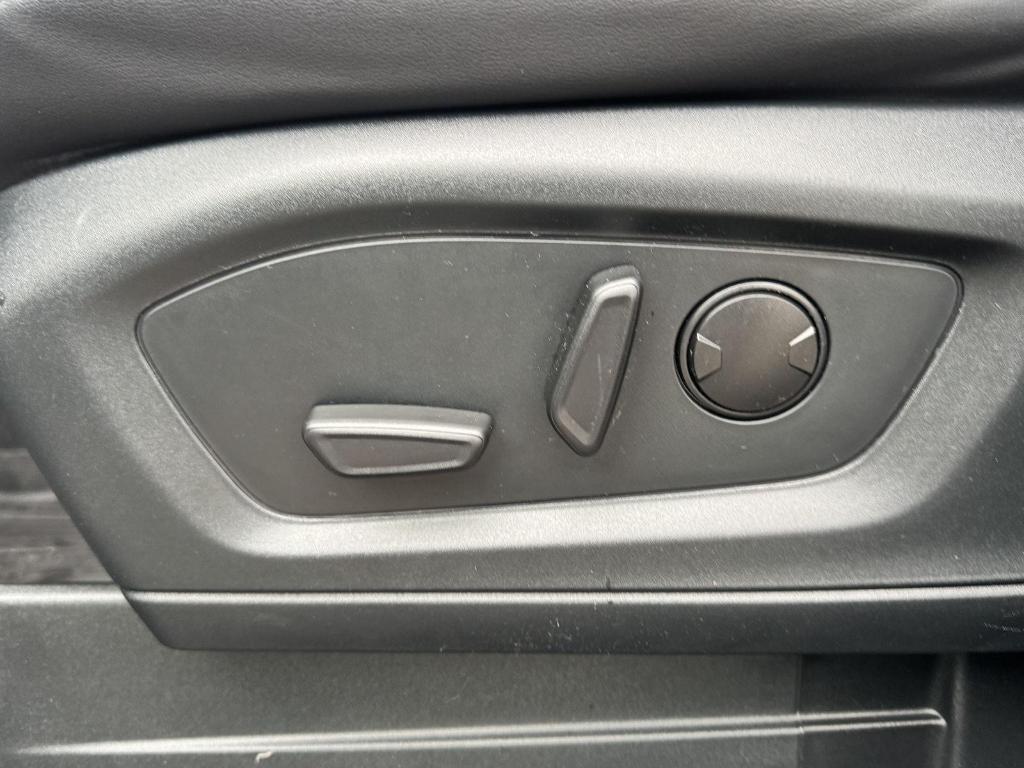 used 2023 Ford Explorer car